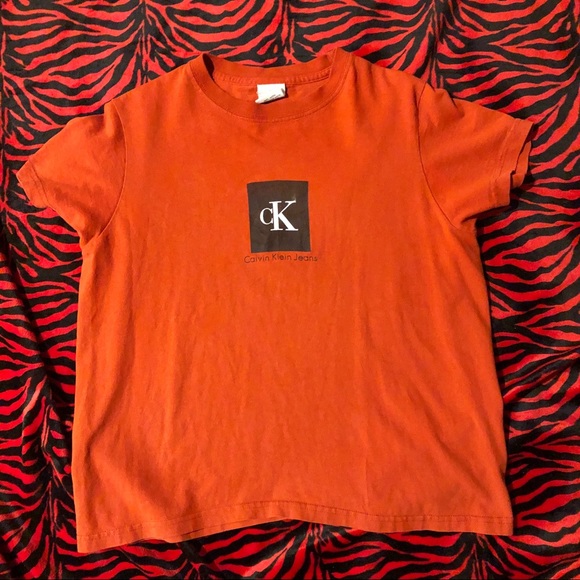 90s Calvin Klein tee - Picture 3 of 4